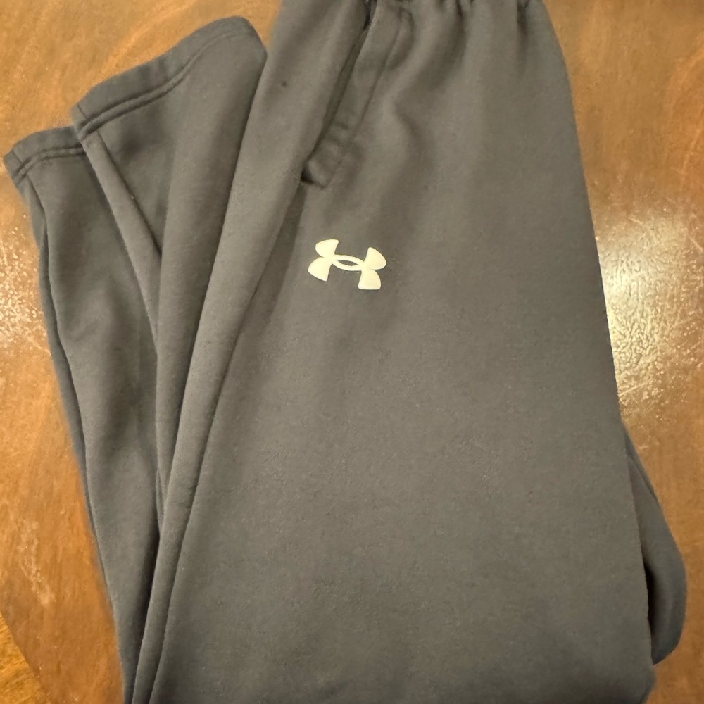 Under Armour mens Black Joggers